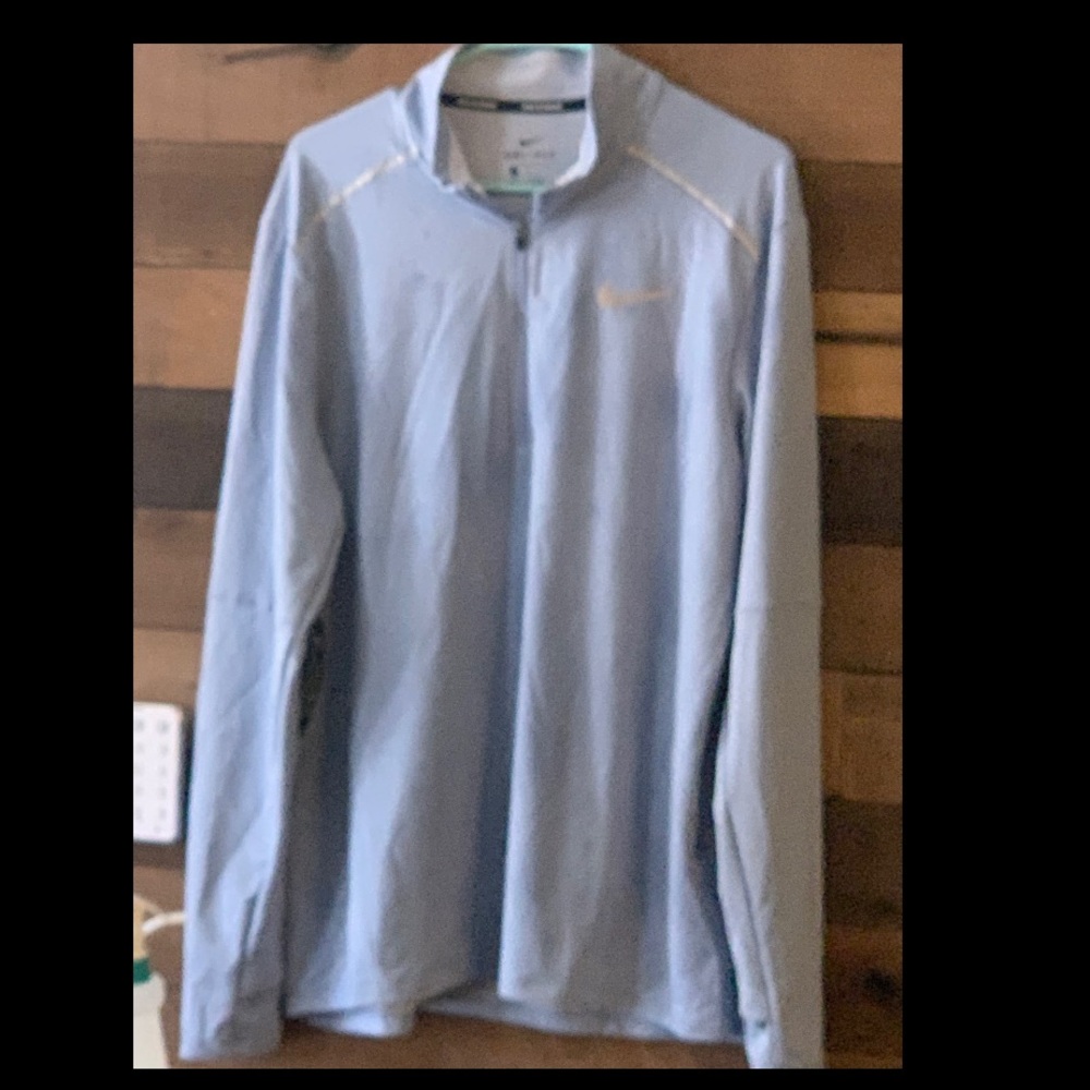 “NIKE” Size L. Running Sports Jacket  NWT